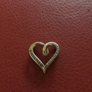 Sterling silver heart pendant with small diamonds